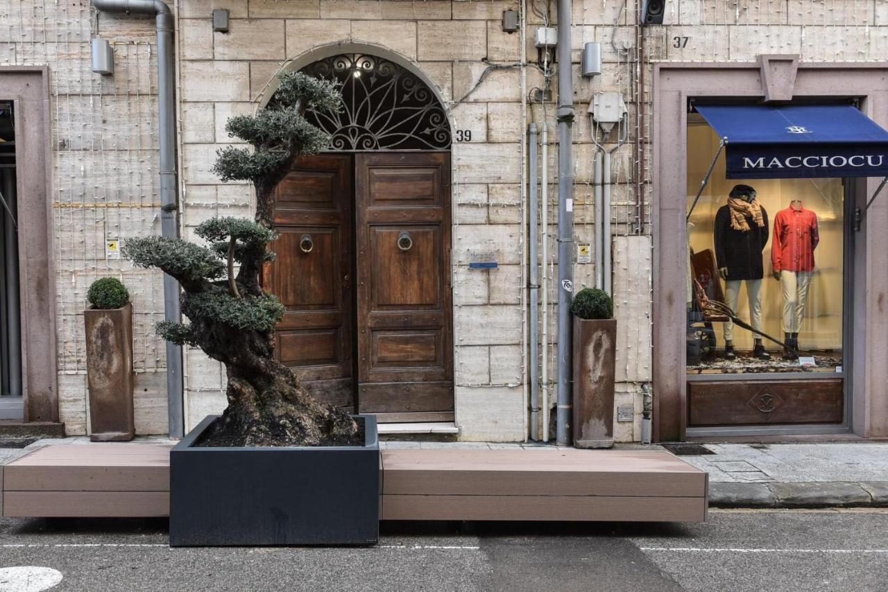 Casa Cavour - Luxury Apartment Sassari Exterior photo